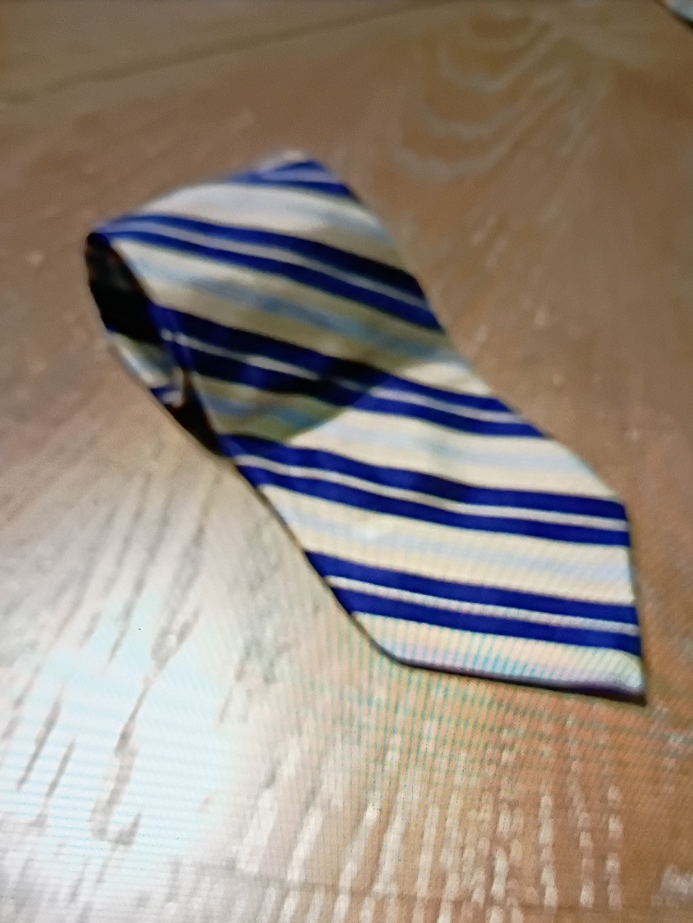 Chaps Blue and Cream Striped Men's Tie